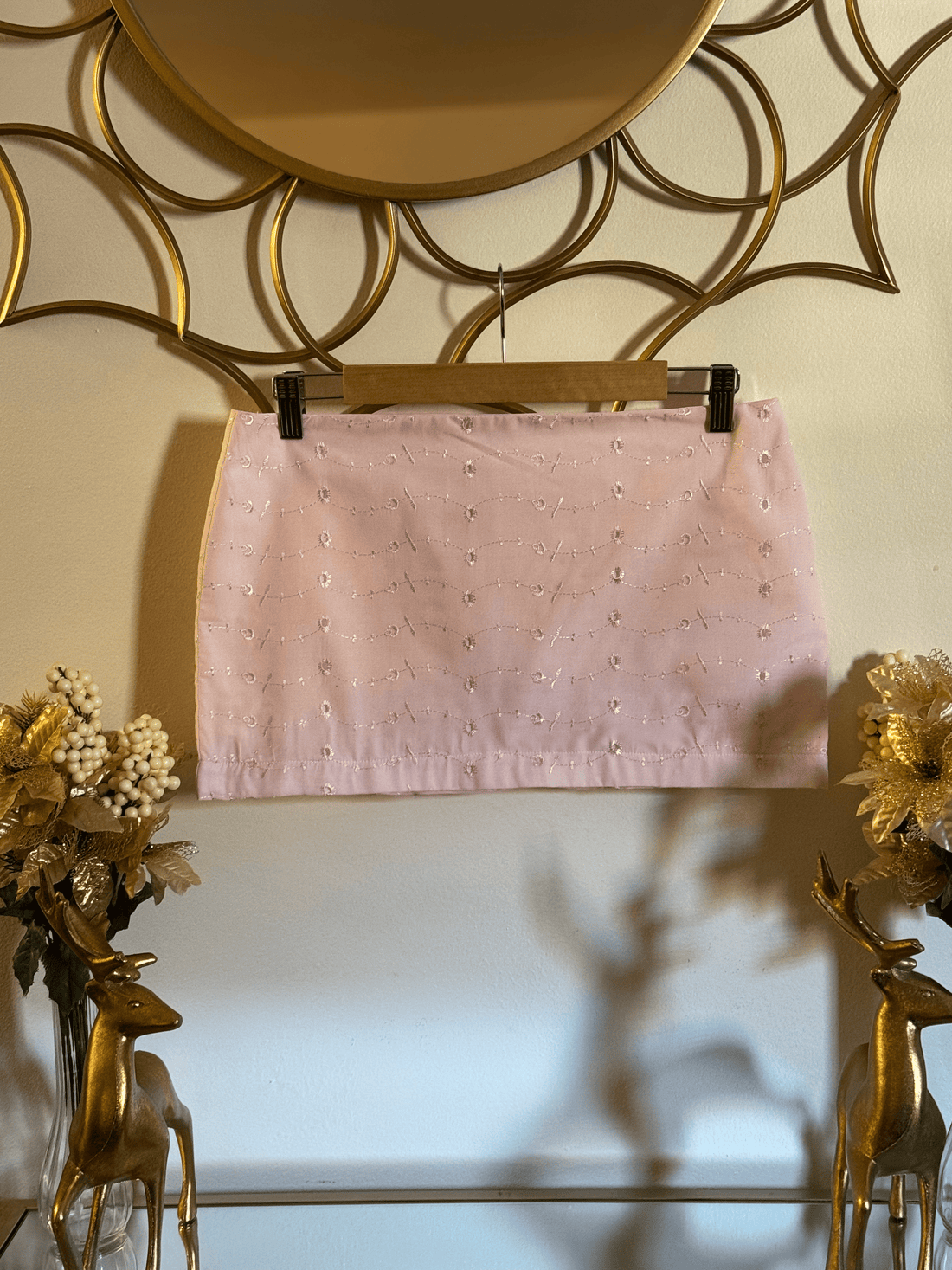 If Carrie Bradshaw Were Shopping in 2025, She’d Be Wearing This Skirt